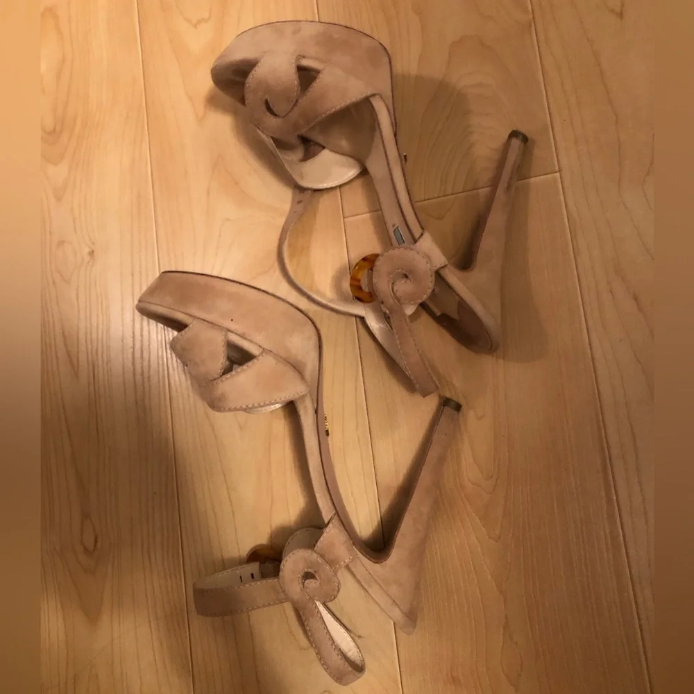 Prada Camoscio nude suede platform sandals 42